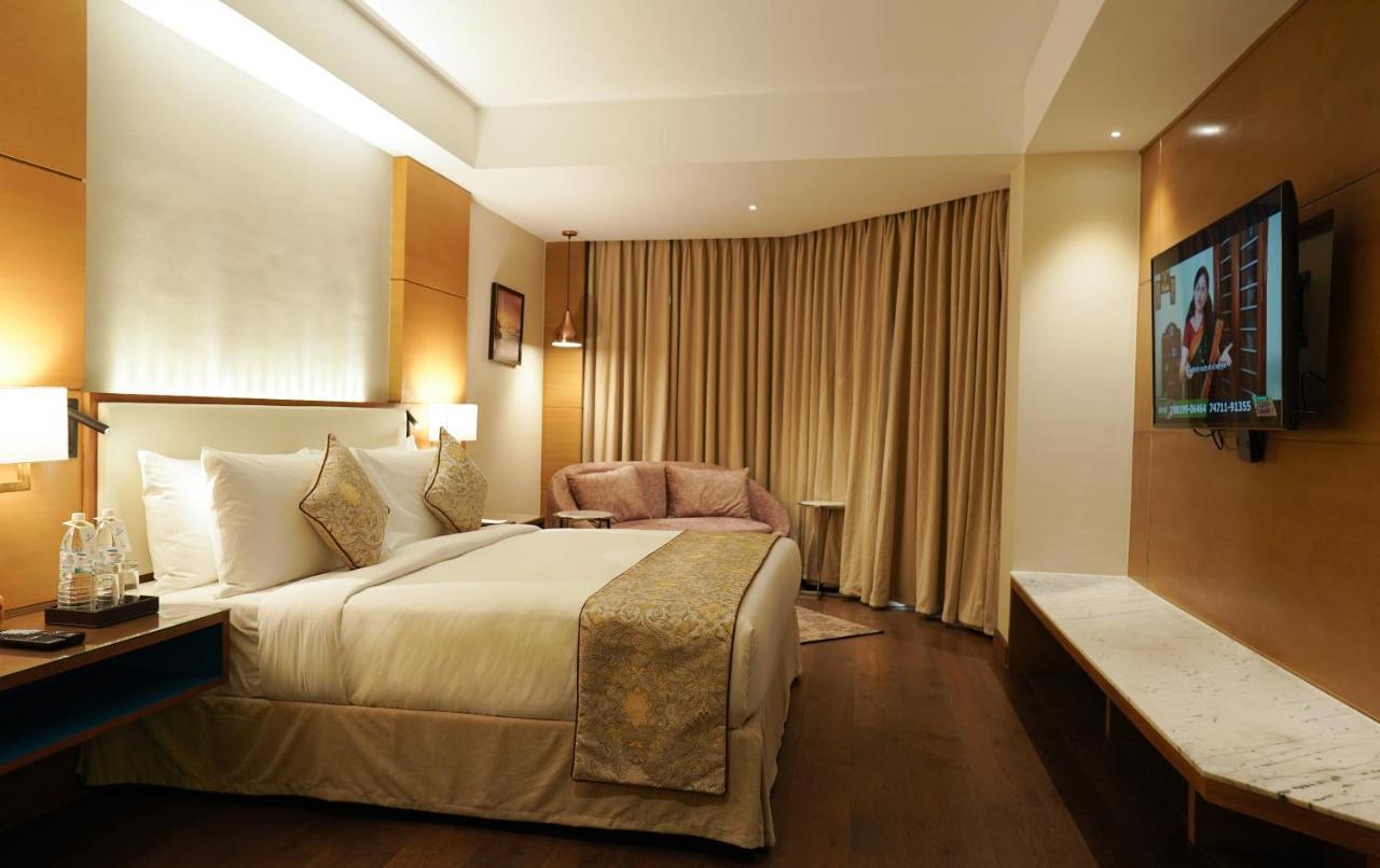 Gokulam Grand Trivandrum 特里凡得琅 外观 照片