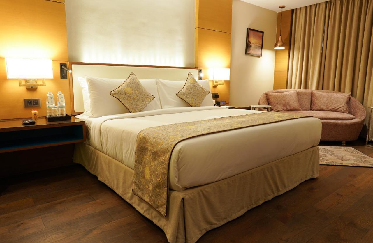 Gokulam Grand Trivandrum 特里凡得琅 外观 照片